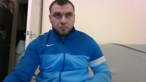 Snapshot of tommyy19901 chatting on 12.02.24 tommyy19901 online show from 12.02.24