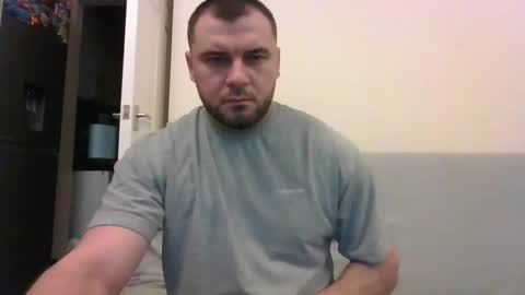 Snapshot of tommyy19901 chatting on 01.12.25 tommyy19901 online show from 01.12.25