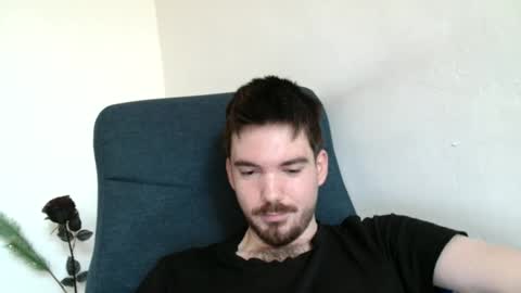 Snapshot of tomylind chatting on 05.23.26 Onlyfans - Tomylind keep you in touch there online show from 05.23.26