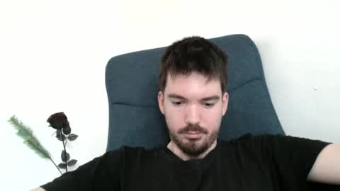 Snapshot of tomylind chatting on 05.24.26 Onlyfans - Tomylind keep you in touch there online show from 05.24.26