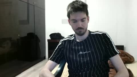 Snapshot of tomylind chatting on 05.26.26 Onlyfans - Tomylind keep you in touch there online show from 05.26.26