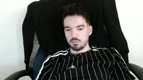 Snapshot of tomylind chatting on 06.03.26 Onlyfans - Tomylind keep you in touch there online show from 06.03.26
