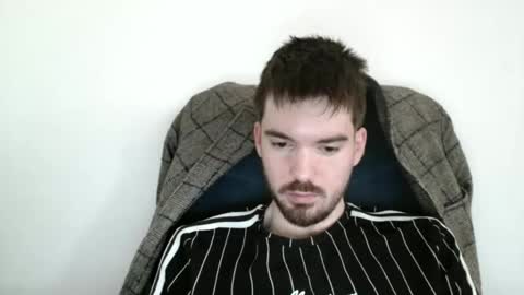 Snapshot of tomylind chatting on 06.06.26 Onlyfans - Tomylind keep you in touch there online show from 06.06.26