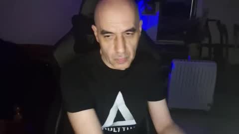 Snapshot of toninspektor chatting on 10.12.25 toninspektor online show from 10.12.25