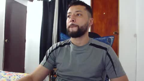Snapshot of tony__ribas chatting on 04.26.26 Tony Ribas. online show from 04.26.26