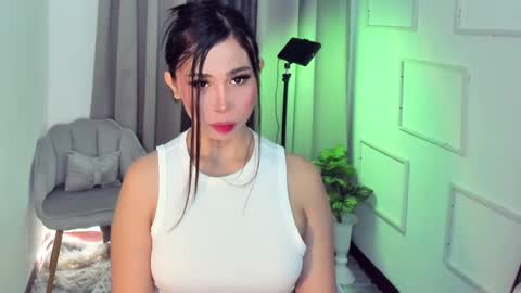 Snapshot of tony_drivesyoucrazy chatting on 03.02.25 tony_drivesyoucrazy online show from 03.02.25