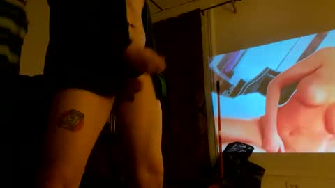 Snapshot of tonyclark825 chatting on 02.25.25 tonyclark825 online show from 02.25.25