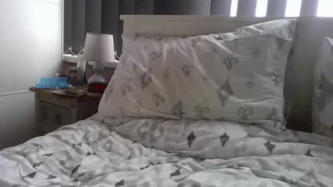 tonygibbson62 online show from 04.04.26