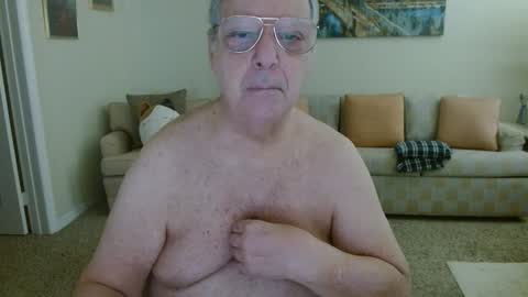 Snapshot of tonysview12000 chatting on 02.08.26 tonysview12000 online show from 02.08.26