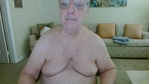 Snapshot of tonysview12000 chatting on 02.14.26 tonysview12000 online show from 02.14.26