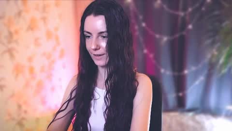 Snapshot of too_beautiful chatting on 01.17.25 Elizabeth online show from 01.17.25