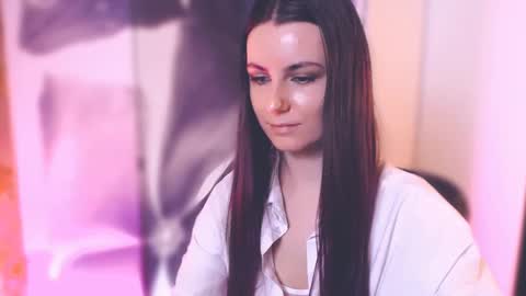 Snapshot of too_beautiful chatting on 02.16.25 Elizabeth online show from 02.16.25