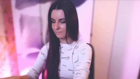 Snapshot of too_beautiful chatting on 02.23.25 Elizabeth online show from 02.23.25