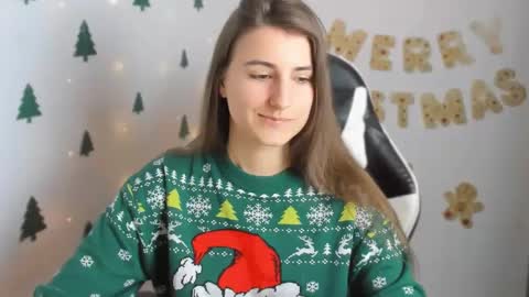 Snapshot of tooboringgirl chatting on 12.26.24 Alisson online show from 12.26.24