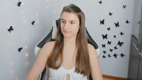 Snapshot of tooboringgirl chatting on 03.12.25 Alisson online show from 03.12.25