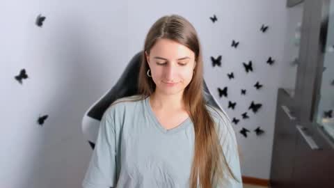 Snapshot of tooboringgirl chatting on 09.23.25 Alisson online show from 09.23.25