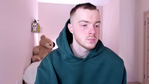 Snapshot of toohornyserj chatting on 01.14.25 toohornyserj online show from 01.14.25