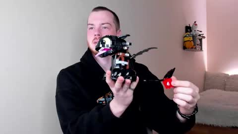 Snapshot of toohornyserj chatting on 10.25.25 toohornyserj online show from 10.25.25