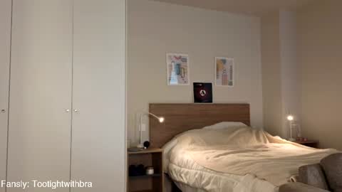 Snapshot of tootightwithbra chatting on 06.29.26 Kira online show from 06.29.26