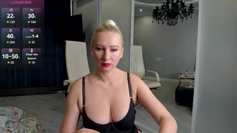 Snapshot of toplady777 chatting on 02.17.26 toplady777 online show from 02.17.26