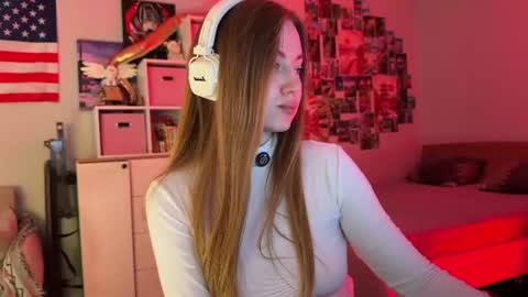 Lina  Next stream January 4  11am UTC 0 online show from 07.28.26