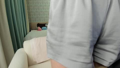 Snapshot of torinova chatting on 12.29.24         online show from 12.29.24