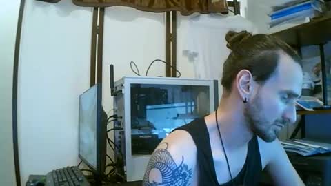 Snapshot of tornado2156 chatting on 02.10.26 Tornado2156 online show from 02.10.26