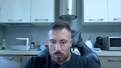 Snapshot of toro_arrapato chatting on 06.06.26 toro_arrapato online show from 06.06.26