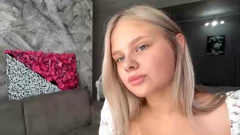 Linda online show from 07.11.26
