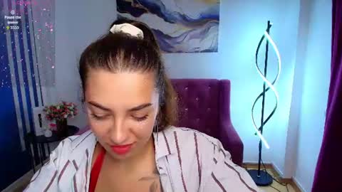 Victoria  online show from 07.22.26
