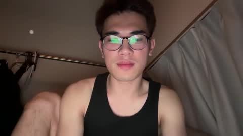 Snapshot of toshikaro0 chatting on 02.02.25 Karo online show from 02.02.25