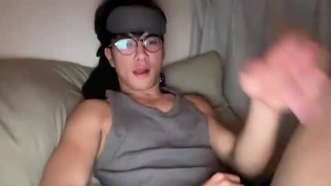 Snapshot of toshikaro0 chatting on 02.14.26 Karo online show from 02.14.26