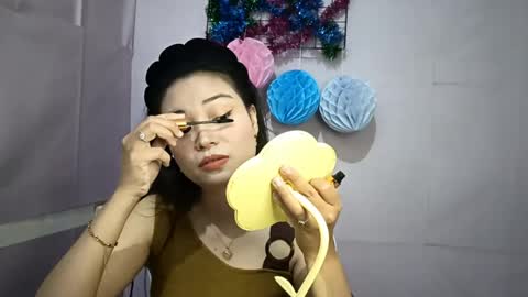 Snapshot of toshikoseaforth chatting on 06.03.26 Emma online show from 06.03.26