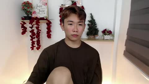 Snapshot of totalbabe1x chatting on 01.27.25 totalbabe1x online show from 01.27.25