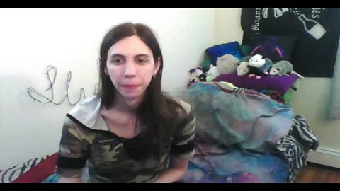 Snapshot of totalfuckingadorable chatting on 06.03.26 Luna online show from 06.03.26