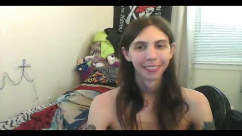 Snapshot of totalfuckingadorable chatting on 07.07.26 Luna online show from 07.07.26