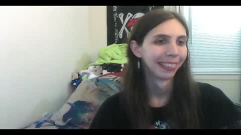 Snapshot of totalfuckingadorable chatting on 07.18.26 Luna online show from 07.18.26