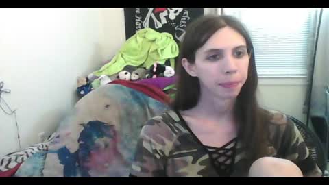 Snapshot of totalfuckingadorable chatting on 07.26.26 Luna online show from 07.26.26