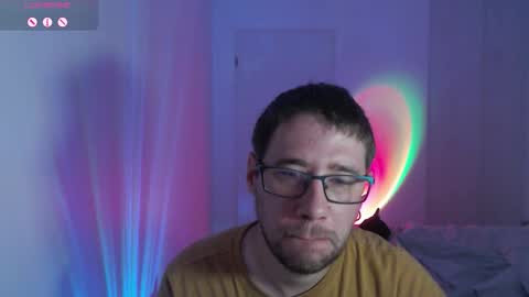 Snapshot of totoclown chatting on 10.31.25 Thomas online show from 10.31.25