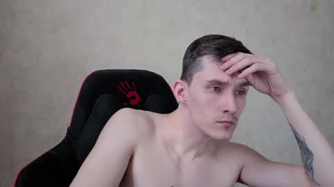 Snapshot of touch_me8 chatting on 03.25.26 Arti online show from 03.25.26