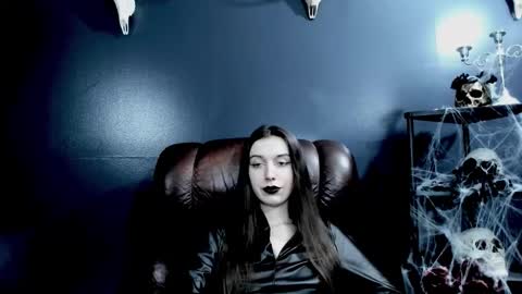 toxicdomme online show from 02.10.26