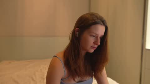 Bella online show from 09.11.25