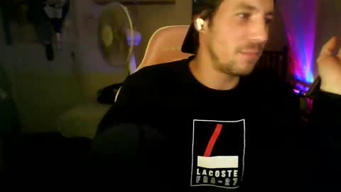 Snapshot of toyboysquirt chatting on 06.02.26 toyboysquirt online show from 06.02.26