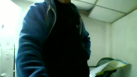 Snapshot of toyboysquirt chatting on 06.21.26 toyboysquirt online show from 06.21.26