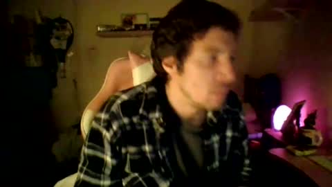 Snapshot of toyboysquirt chatting on 07.08.26 toyboysquirt online show from 07.08.26