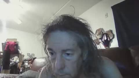 Snapshot of tpatslvr chatting on 02.18.26 Sasha online show from 02.18.26