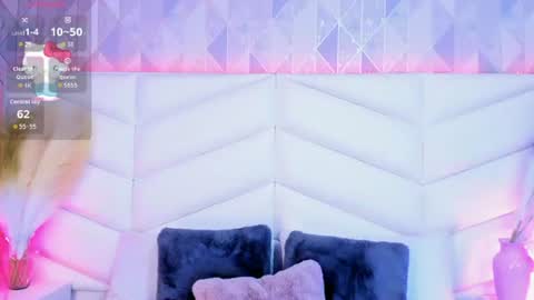 Tracy  online show from 06.24.26