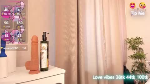 Snapshot of tracy_tay1or chatting on 02.21.25 Tracy GMT2 Mon 3 AM - 4 PM Tue 3 AM - 4 PM Wed 3 AM - 4 PM Thur 3 AM - 4 PM Fri 3 AM - 4 PM online show from 02.21.25