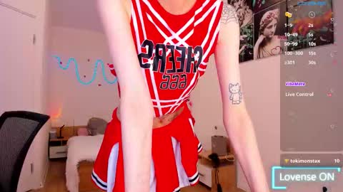 Ariana and Erik online show from 11.27.25