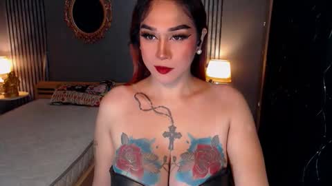 Snapshot of trandomsts chatting on 11.11.25 DOM irish online show from 11.11.25